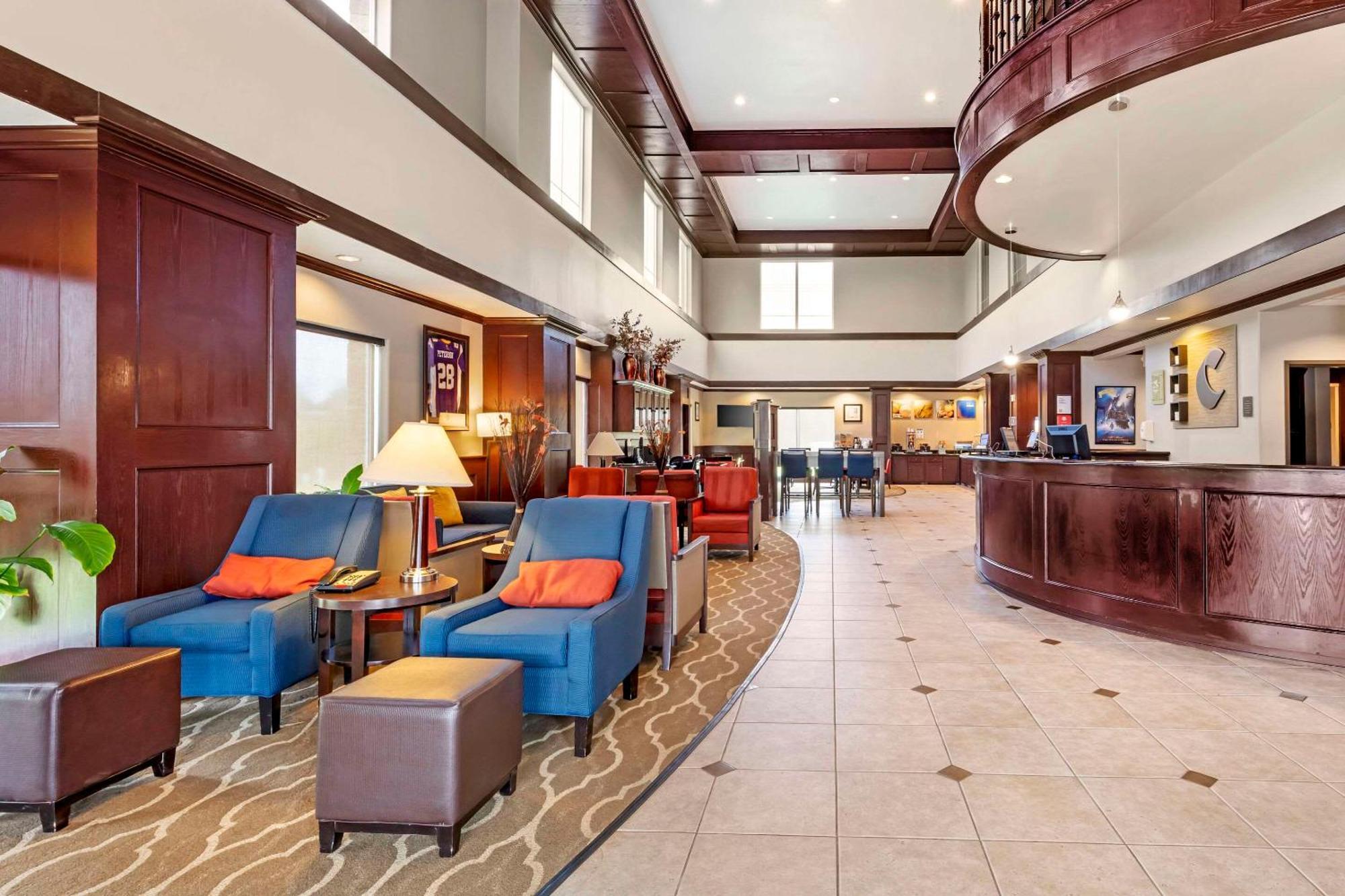 Comfort Suites Palestine Zewnętrze zdjęcie
